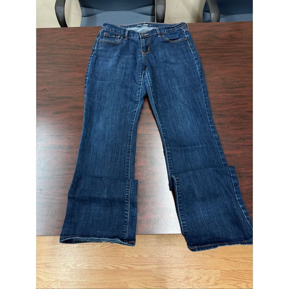 OldโNavy Boot Cut Jeans Size 6 Long